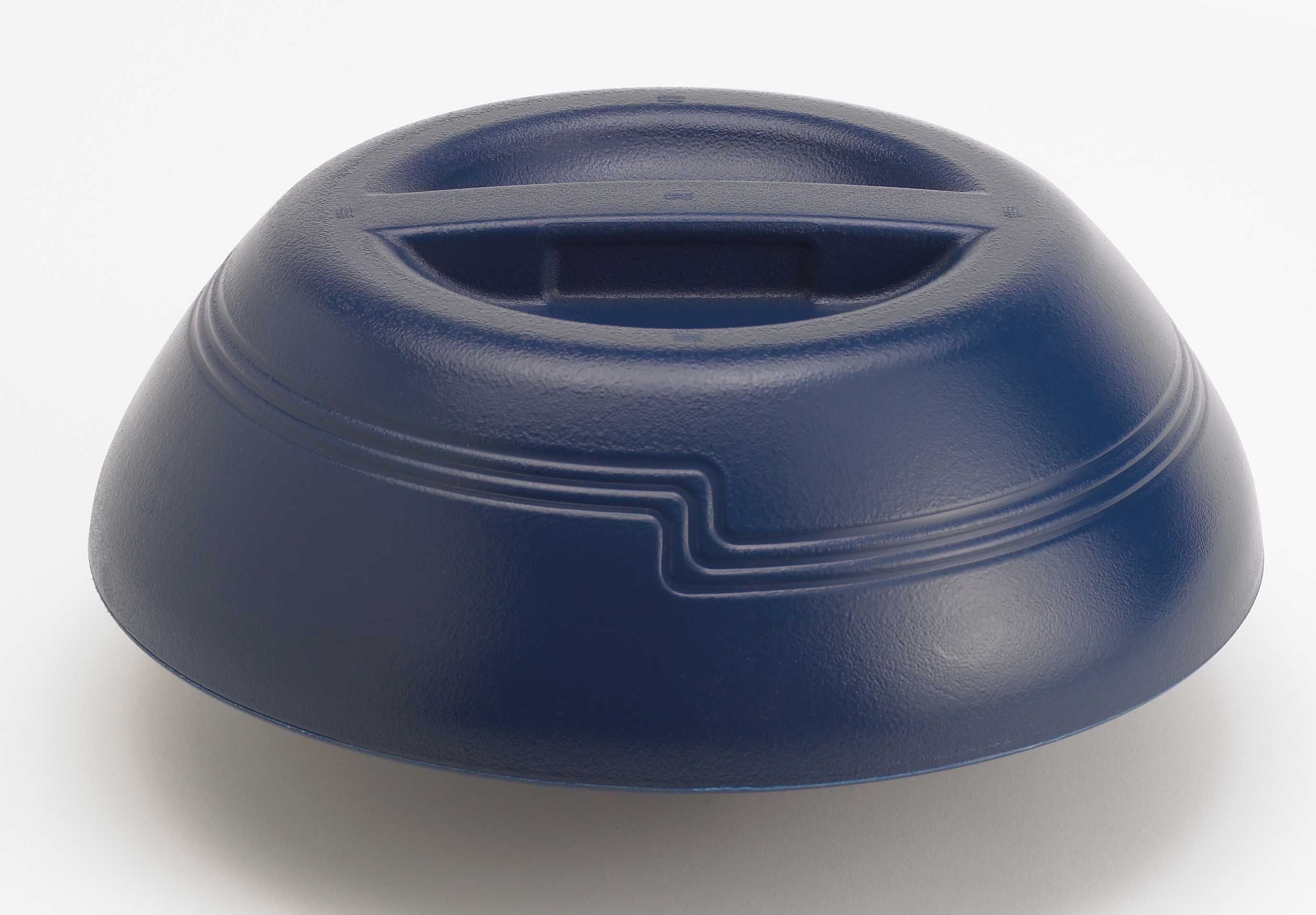 Cambro Shoreline Collection Navy Blue Insulated Dome Cover For 9 Inch Plate, 10 Inch Dia. X 3 3/16 Inch Height -- 12 Per Case