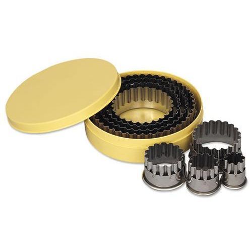Alegacy Stainless Steel Scalloped Round Cookie Cutter Set