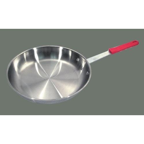 Winco Gladiator 3003 Aluminum Natural Finish Fry Pan with Silicone Sleeve, 7 inch.