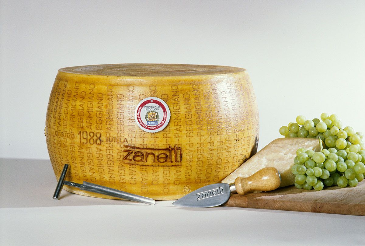 Zanetti Parmigiano Reggiano, Quarter And Flat, 18 Pound